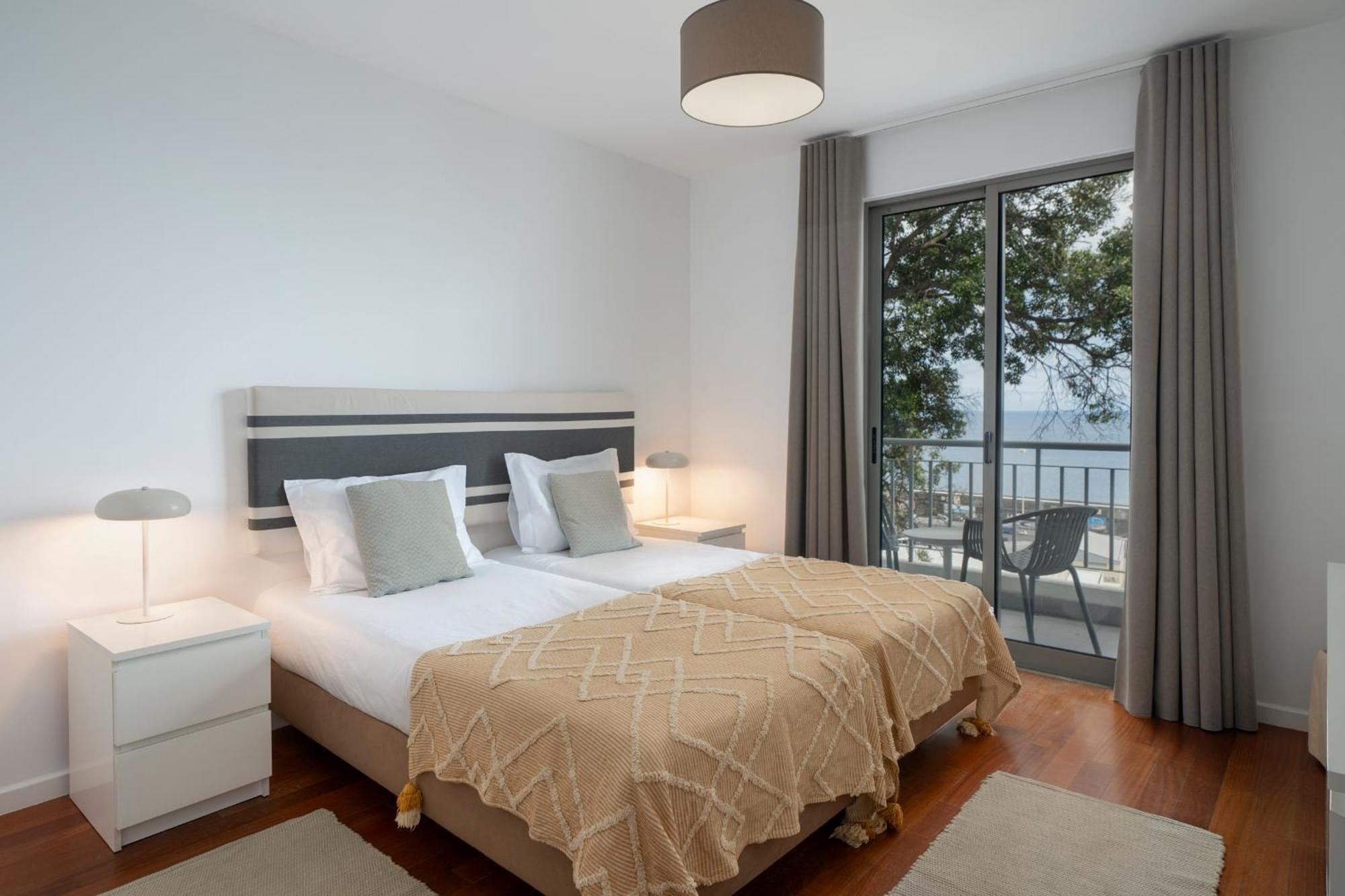 Sea front apartment - Princesa D. Amélia Funchal  Esterno foto