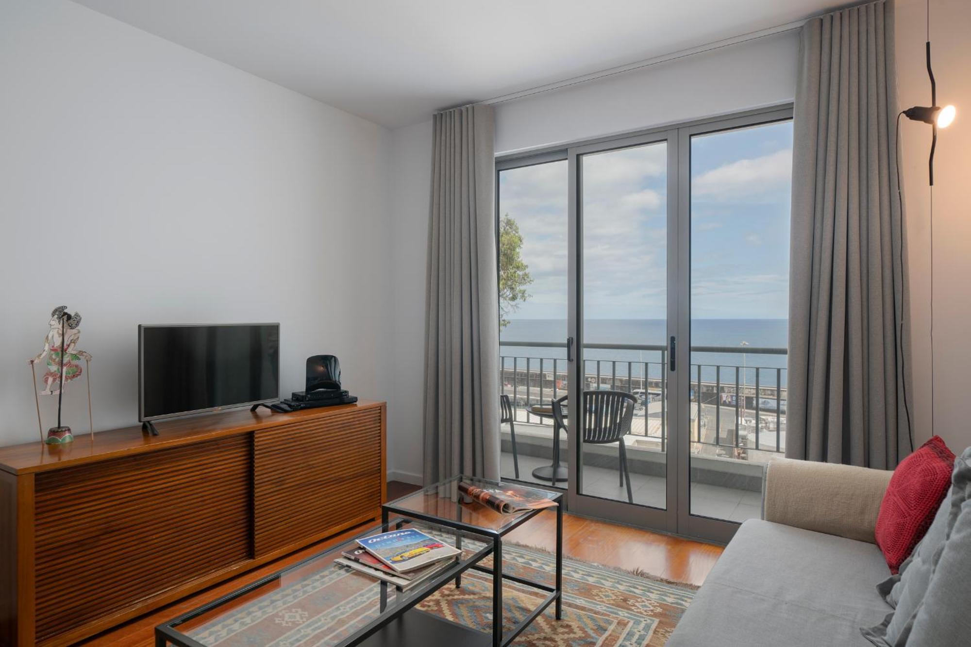 Sea front apartment - Princesa D. Amélia Funchal  Esterno foto