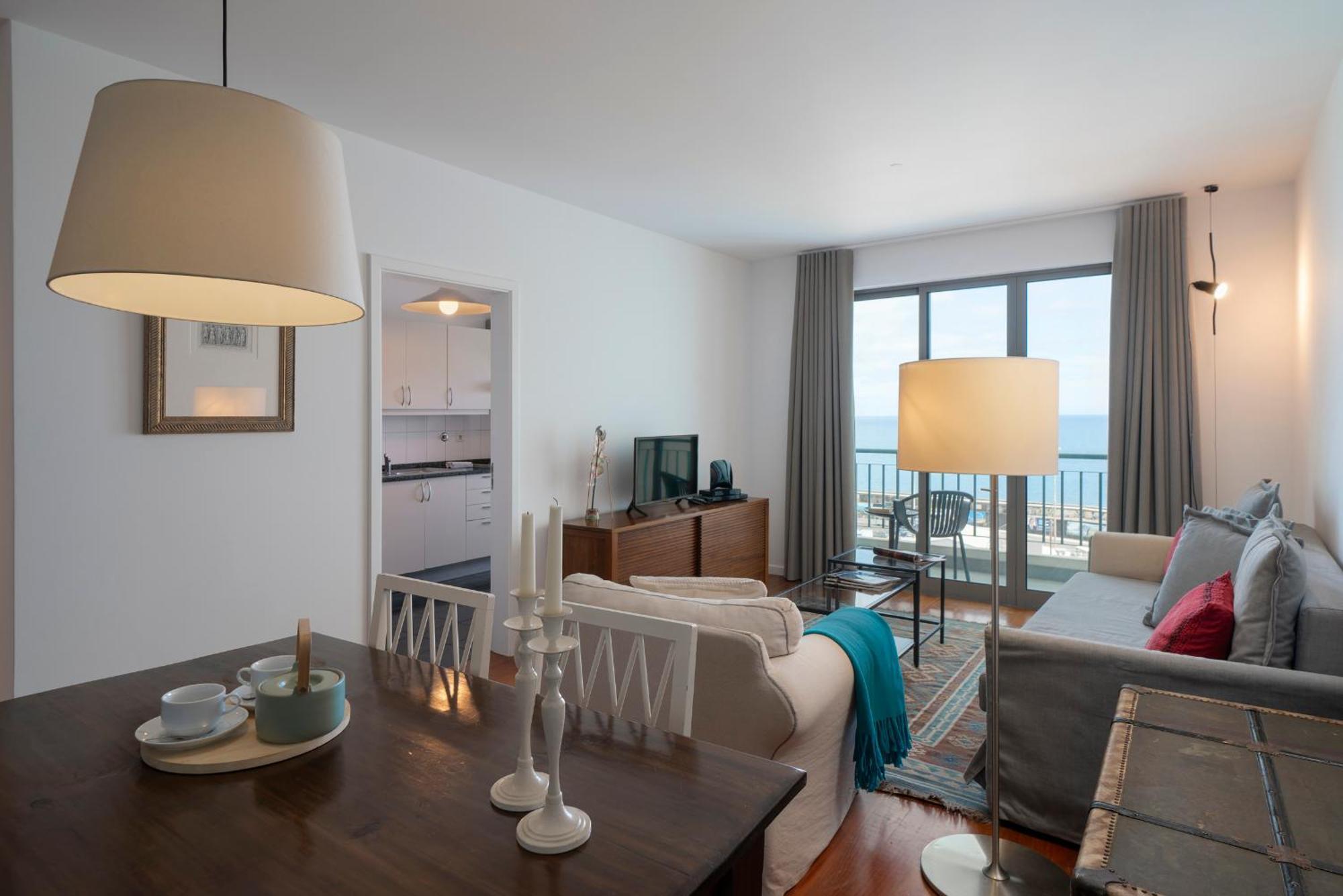 Sea front apartment - Princesa D. Amélia Funchal  Esterno foto