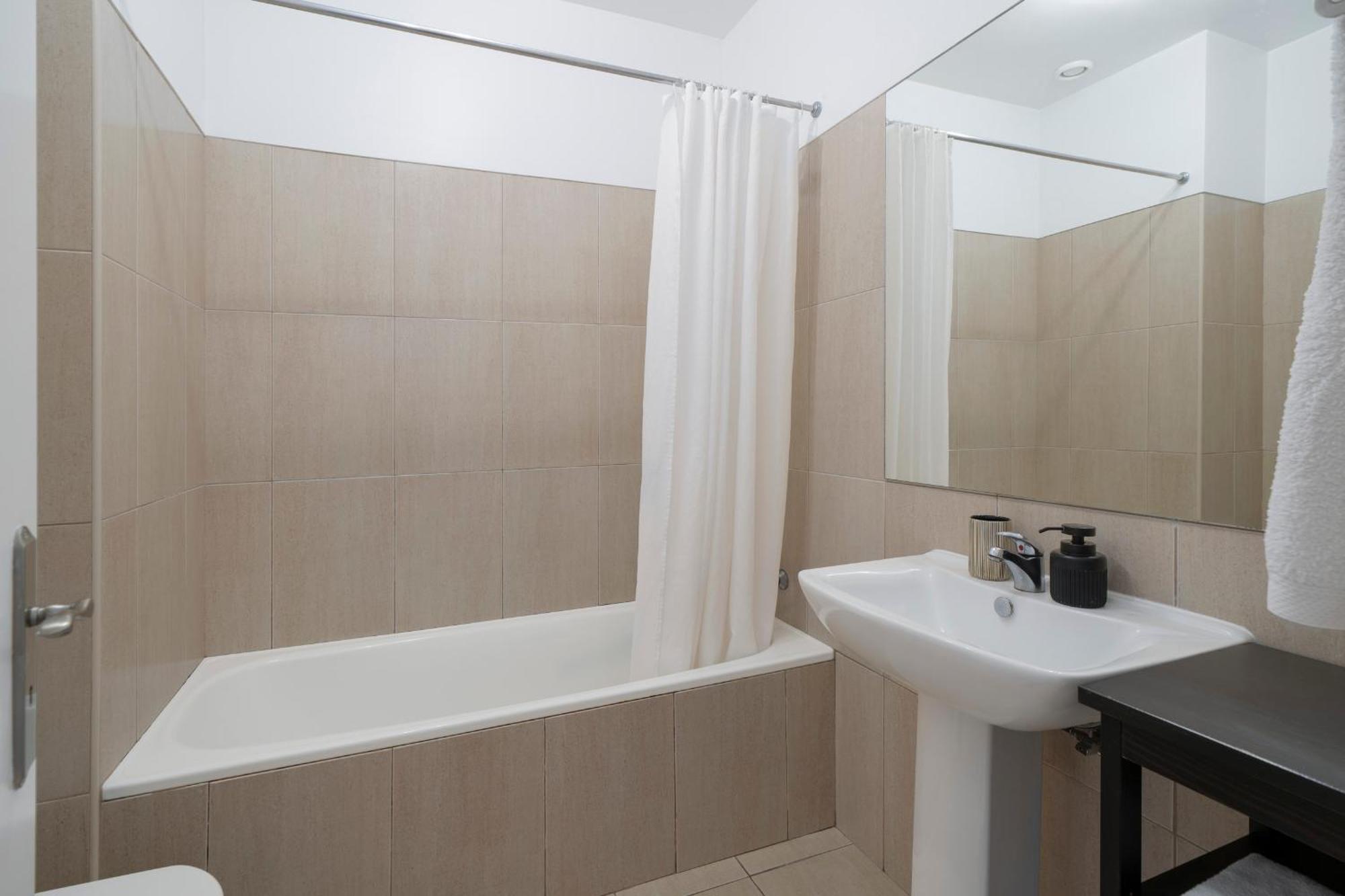 Sea front apartment - Princesa D. Amélia Funchal  Esterno foto